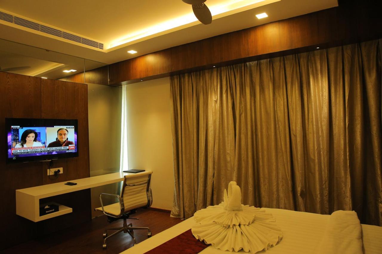 The Royal Grand Hotel Karur  Exterior photo